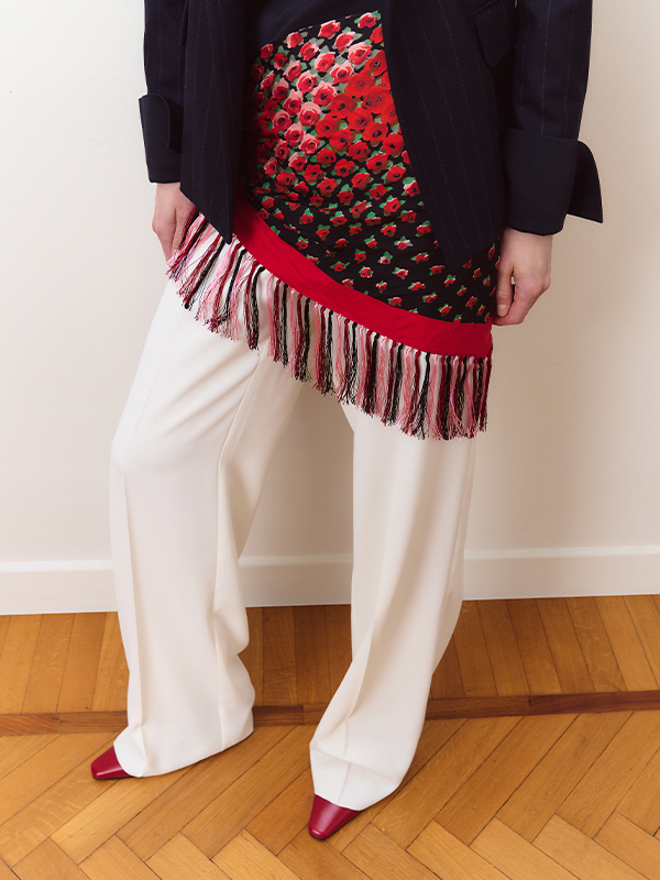 Foulard estampado con flecos